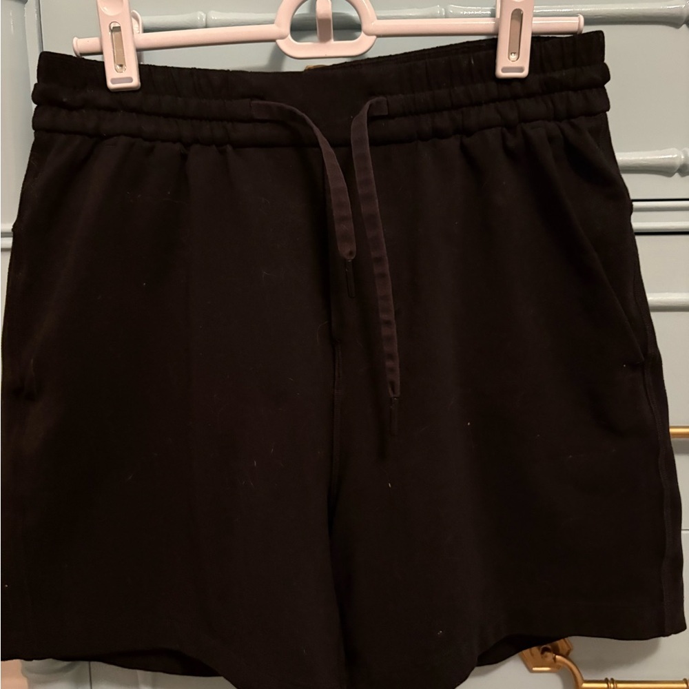 Lululemon men’s soft jersey shorts